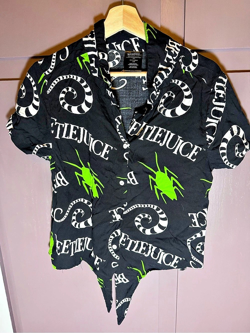 Beetlejuice Button-Up Shirt Abstract Print Rayon Shirt Size Large Like New